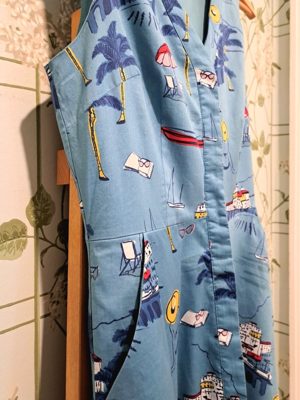 Boden Summer Seashore Print Dress - Picture 3 of 14